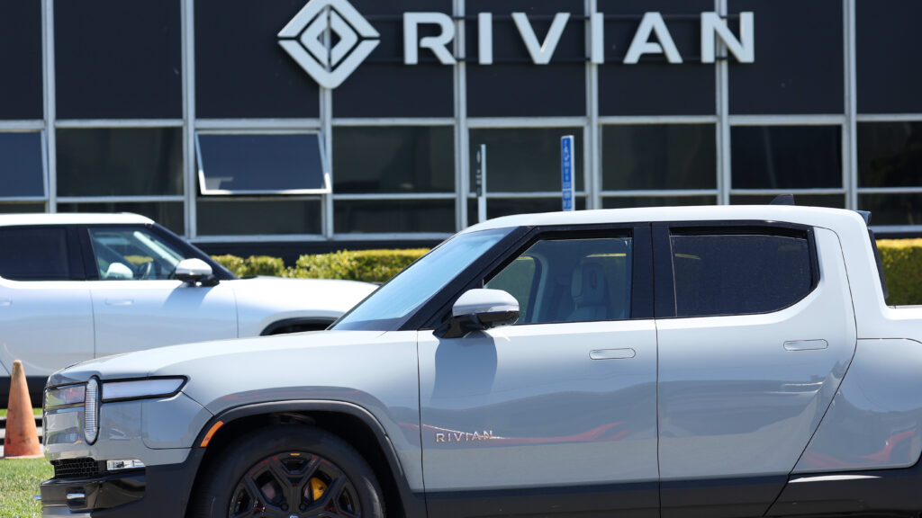 AT&T and Rivian collaborate to decrease CO2 emissions and facilitate intelligent, connected vehicles