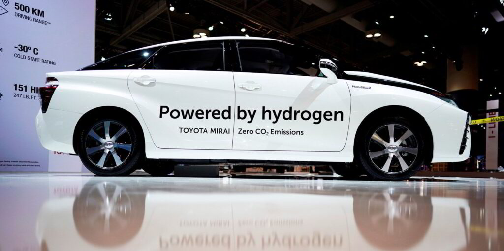 Trucks from Toyota and Honda are expected to kickstart the hydrogen economy